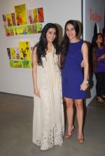 Tara Sharma at Trishla Jain_s art event in Mumbai on 10th Feb 2012 (26).JPG